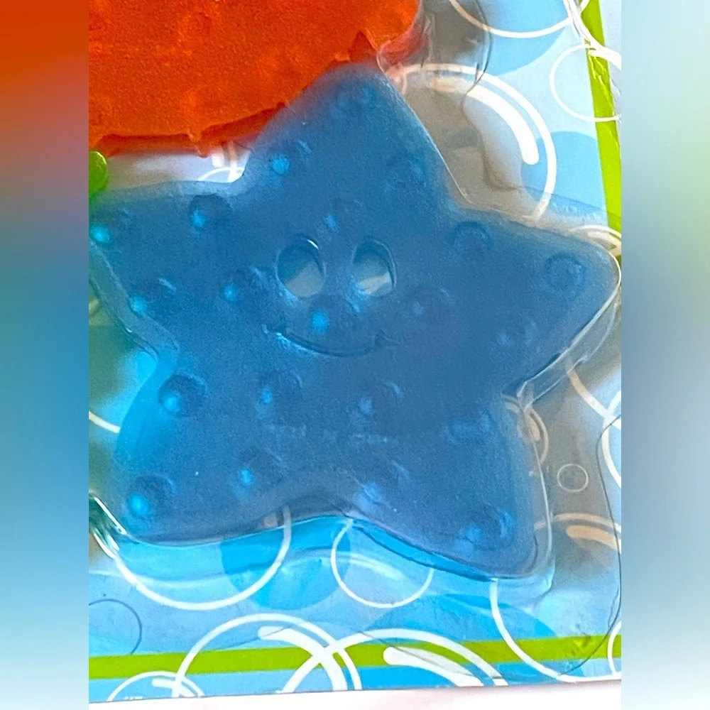 A Set of 6 BATH TUB TREADS for kids by “BUBBLY TUBBLY”
